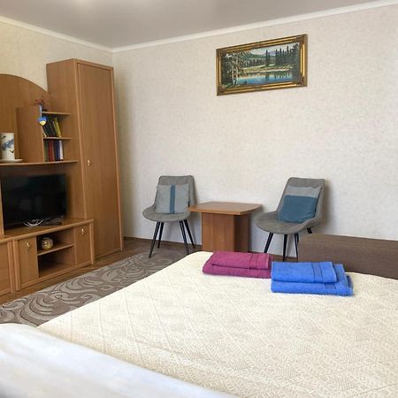 Podil Apart Near Poschtova Square History Center Kiev Ngoại thất bức ảnh