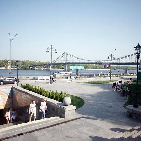 Podil Apart Near Poschtova Square History Center Kiev Ngoại thất bức ảnh