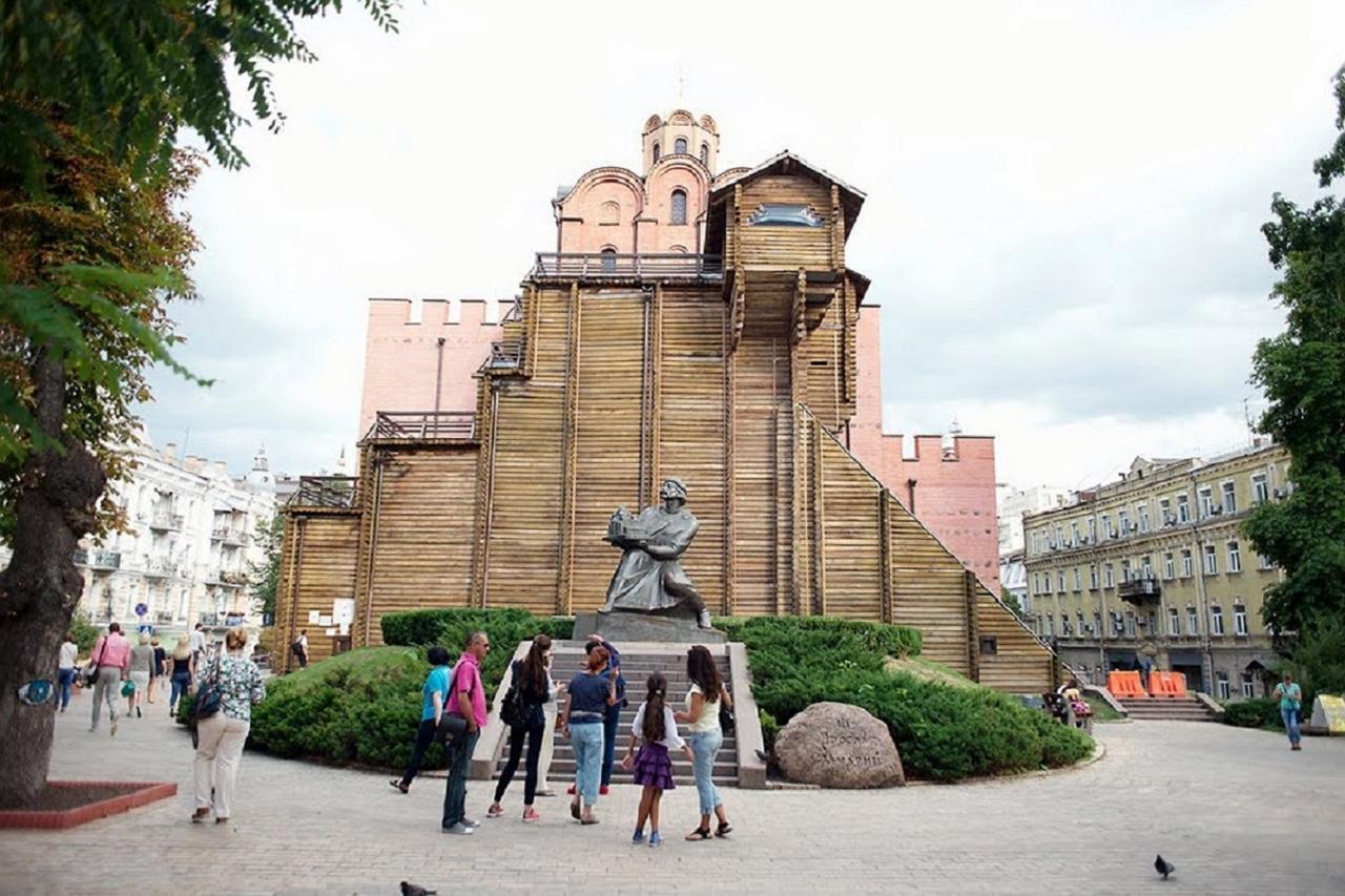 Podil Apart Near Poschtova Square History Center Kiev Ngoại thất bức ảnh